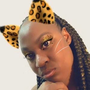 Meet your Posher, Jeanine